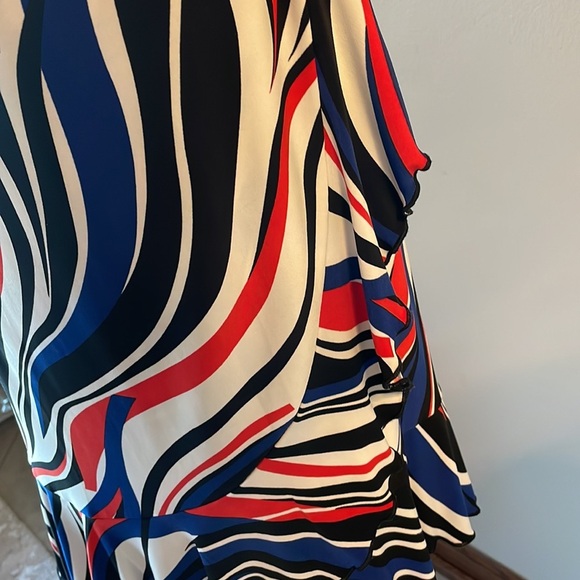 NINE WEST ruffled wrap stretch dress with belt tie Size 12 red white and blue - Picture 4 of 10